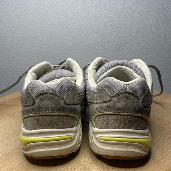 Vionic 23 Walk Classic Stone - Picture 7 of 8